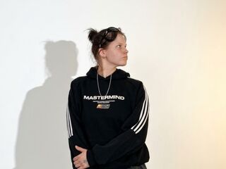 naked webcam girl masturbating ShielaVanhamlin