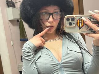 sexy webcamgirl picture SonicaLuxe