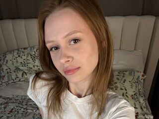 cam whore livesex TaraGnagey