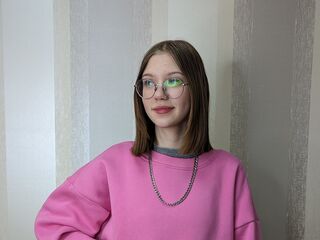 cam girl spreading pussy TishaTalty