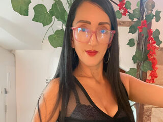 naughty camgirl ValkiriaWalking