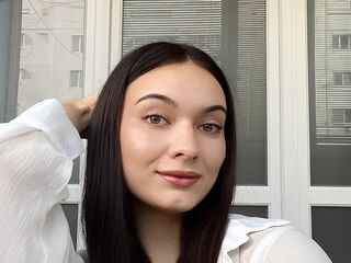 masturbating camgirl VictoriaDrapkin