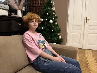 masturbating webcam girl ZyraMonroe