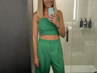 RebeccaXoXo